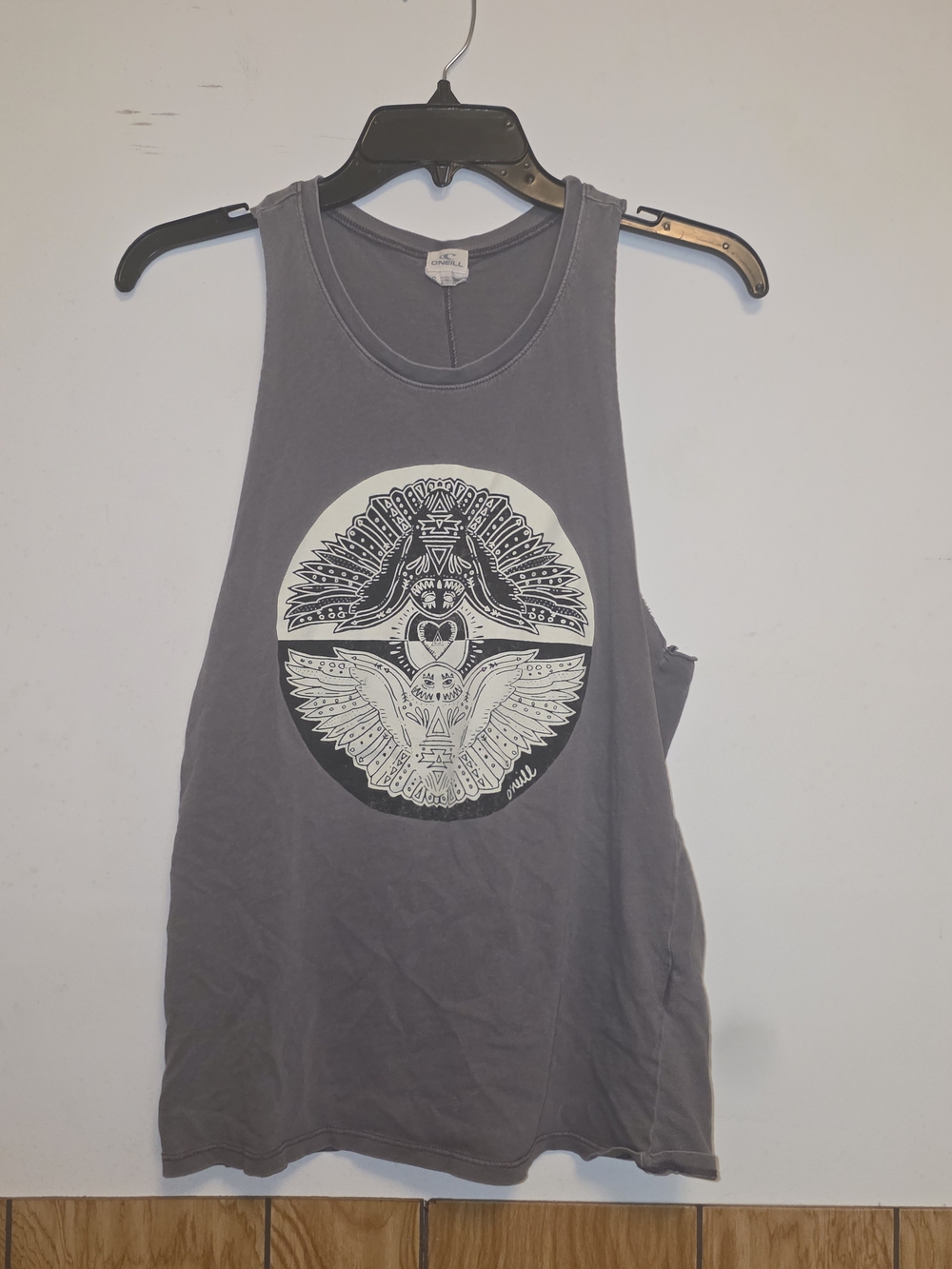O'Neill Gray Graphic Sleeveless Tank with White Black Circular Motif